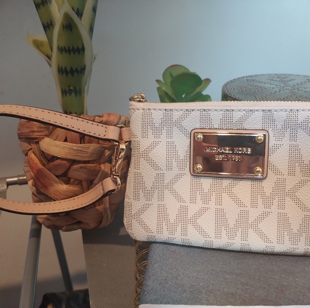 Michael Kors Jet Set Monogram Wristlet